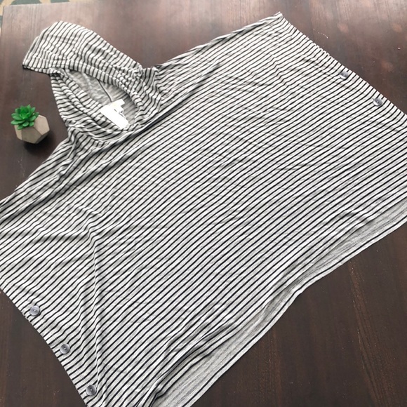 Charming Charlie poncho - Picture 2 of 4